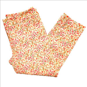 7th AVENUE NY&CO flowered colored Capri pants.Size 10/22ineam.